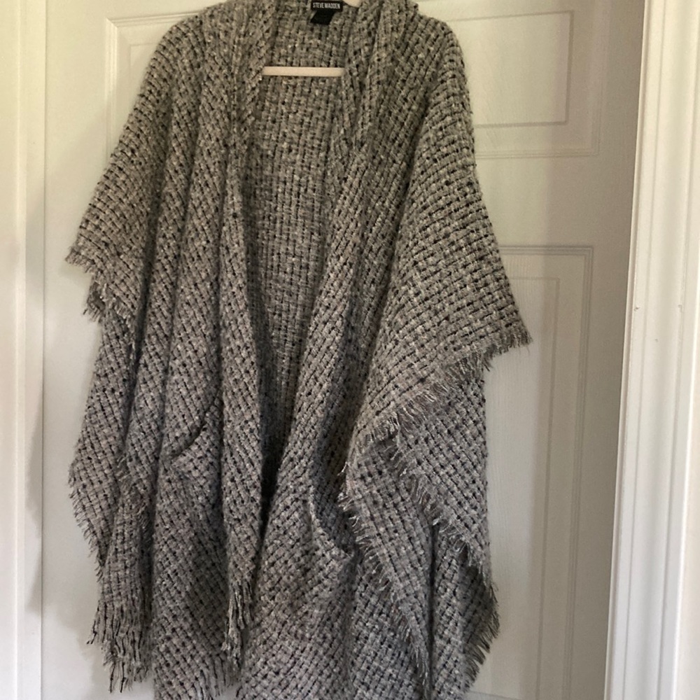 Steve Madden - Hooded Shawl